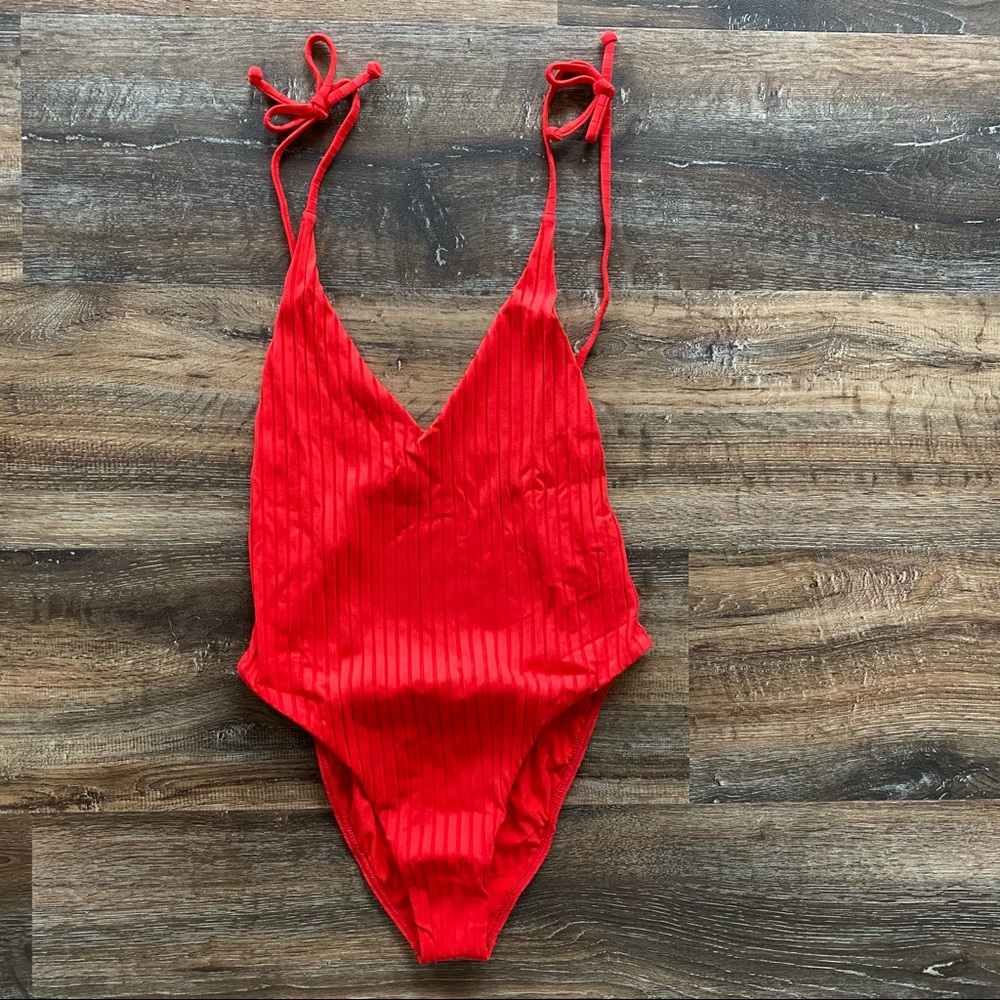 NWT Billabong Sunny Rib Red One Piece Swimsuit - Picture 2 of 14